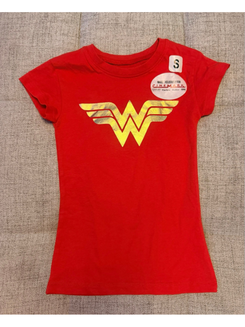 Women's Wonder Woman Graphic Tee Red Gold Size S